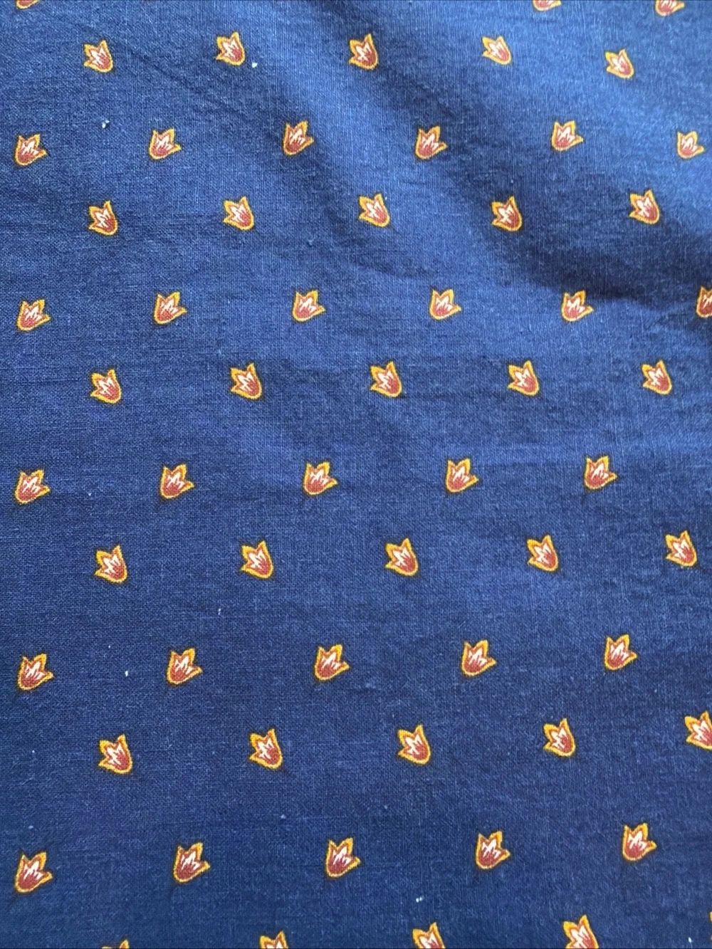 William Sonoma 70 x 126 inch rectangle tablecloth French country design cotton